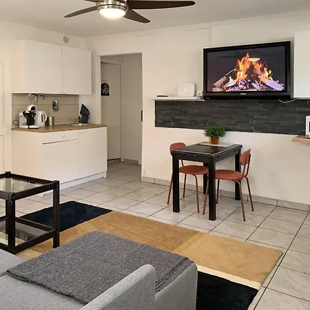 Comodo Pied-a-terre Ad