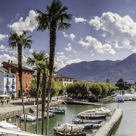 公寓 Comodo Pied-a-terre Ad