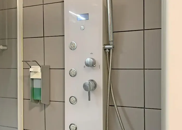 Comodo Pied-a-terre Ad Διαμέρισμα *